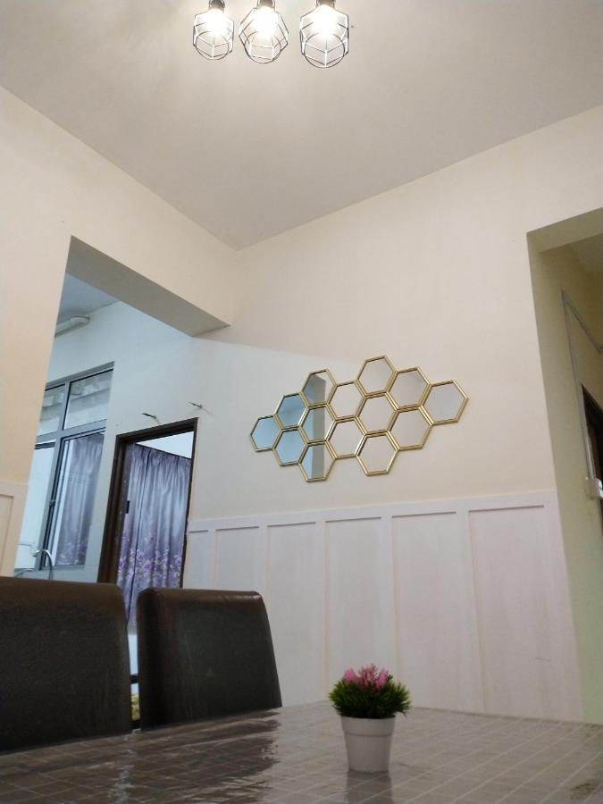 Homestay Kuala Terengganu Near Batu Burok, Hospital Hsnz, Ktcc Mall, Drawbridge A Ngoại thất bức ảnh